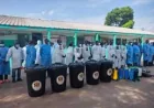 Mondelé équipe trois CSI de Brazzaville en bacs à ordures