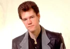 Randy Travis Marks 16 No. 1 Singles With Six Grammy Awards
