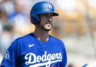 Kyle Tucker Quiets Houston Boos With First-Inning Single