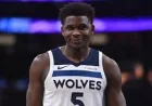 Anthony Edwards Leaves Game 4 With Left Knee Injury