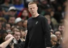 Sean Sweeney Spurs Coach Favorite as Bulls Search Intensifies