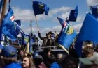 Mitch Sylvestre submits almost 302,000 signatures in Alberta Canada