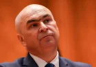 Romanian Government Falls After No-Confidence Vote, Dan Starts Consultations