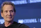Verizon Ceo Schulman Shifts Away From Free Handsets