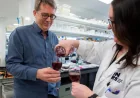 Eric Déziel souligne 72 % avec Jus De Canneberge