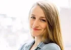 Christine Tremarco wins for Adolescence at Sky News Live Baftas