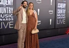Thomas Rhett and Lauren Akins make rare ACM Awards red carpet return