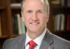 Stuart Bell named sole finalist for UF president by committee