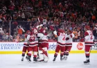 Eric Robinson tips Hurricanes to 1-0 Game 2 lead