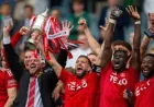 Graeme Shinnie Leaves Aberdeen Fc After 344-Game Run
