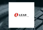 15 analysts rate Lear Hold as target averages $140.54