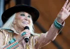 Rhonda Revelle Gets Tanya Tucker Surprise Before Nebraska’s WCWS Open