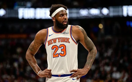 Mitchell Robinson Leaves Game 6 With Ankle Injury, Then Returns