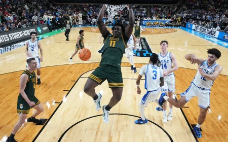 Carmelo Anthony Helps Syracuse Land Francis Folefac, Third Siena Transfer