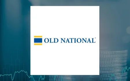 Comerica Bank Lifts Old National Bank Stake to 263,057 Shares