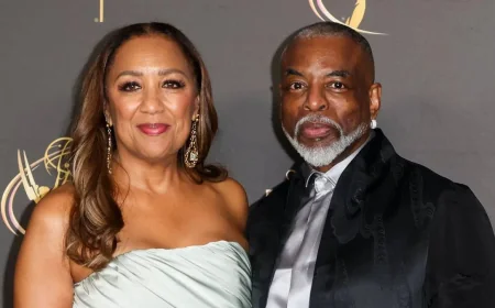 Levar Burton gets Reading Rainbow surprise from Tina Fabrique