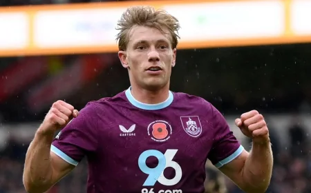 Zian Flemming Hits 10 as Burnley Braces for Interest