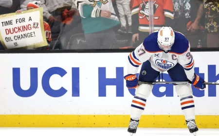 McDavid Fustige Edmonton Après l'Élimination — Pointage Canadien