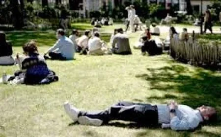 Cold front to cut Uk Weather warmth before bank holiday rain