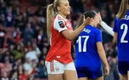 Stina Blackstenius Scores Twice in Arsenal's 7-0 Win