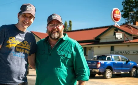 Shane Jacobson buys Dederang Hotel sight unseen for Seven series