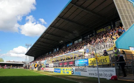 Torquay United Host Dorking Wanderers in May 2 Semi-Final