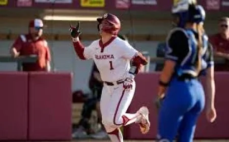 Sooners Lead 5-3 as Oklahoma Softball Suspended in Sixth