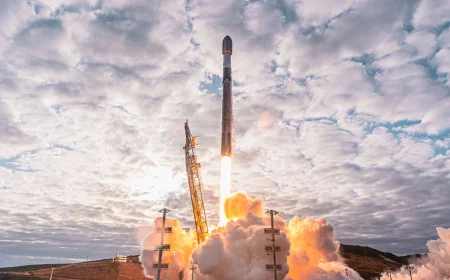 Spacex Launch Sends 45 Satellites From Vandenberg