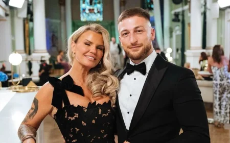Kerry Katona says mother rushed to hospital after broken back