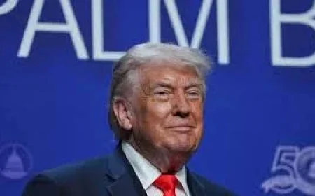 Trump Calls For Jeffries Impeachment After Supreme Court Remarks — Trump Comments On Hakeem Jeffries
