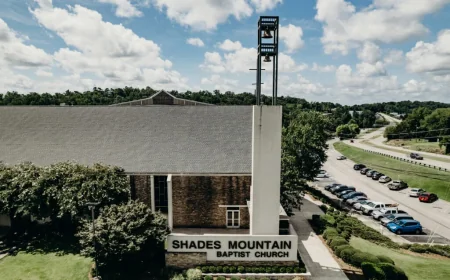 George Wright resigns from Shades Mountain Baptist Church, cites family