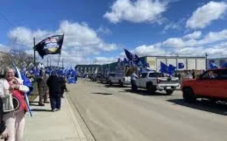 Dee Ironside Delivers Almost 302,000 Alberta Separatism Signatures