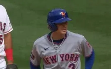 Carson Benge Lays Out for Diving Catch in 5-1 Mets Win