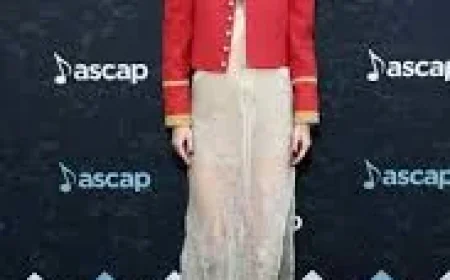 Suki Waterhouse Wore Ann Demeulemeester at ASCAP 2026