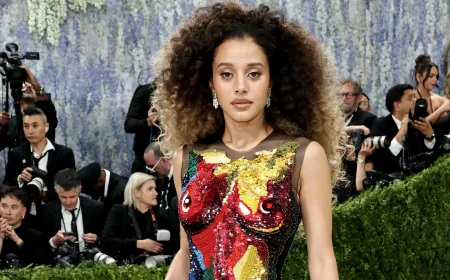 Chase Infiniti Wears Primary Colors at the 2026 Met Gala