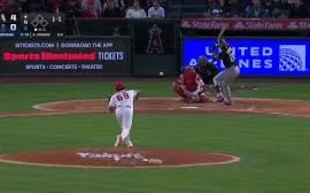 Miguel Vargas Delivers 2-RBI Single To Lift White Sox