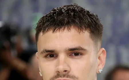Romeo Beckham Met Gala 2026 Debut Lands in Custom Burberry