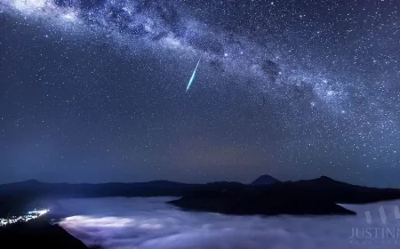 Bill Cooke Guides Eta Aquarids Before Dawn — Meteor Shower May 2026