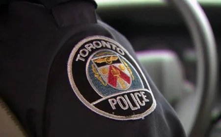 Toronto police investigate 11 Bomb Threat Toronto school calls