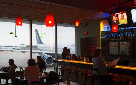 Michael O'leary urges airport bars to ban early morning pints