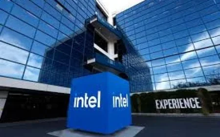 Intel Surges on $5.1 Billion Arm Stock AI Revenue