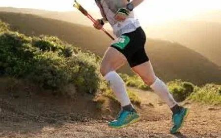 Rachel Entrekin leads Cocodona 250 after runner dies in Arizona