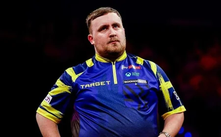 Mark Webster warns Leeds could define Luke Humphries' play-off hopes