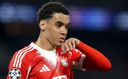 Lennart Karl watches Musiala go quiet in Bayern's PSG first leg