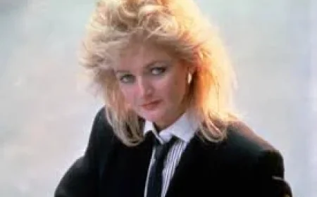 Bonnie Tyler Hospitalized Portugal After Emergency Intestinal Surgery