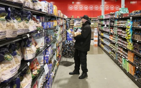 Police, 12th Liquidation Marie Granby opening draws attention