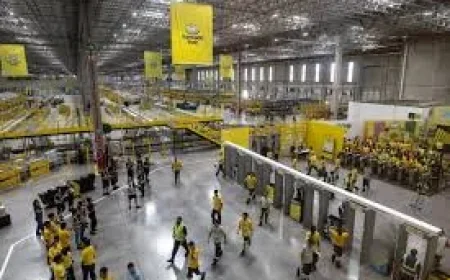 MercadoLibre Meli Stock Faces $8.41 Billion Revenue Test on May 7