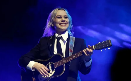 Phoebe Bridgers Sets First Solo Show in 3 Years for Roswell