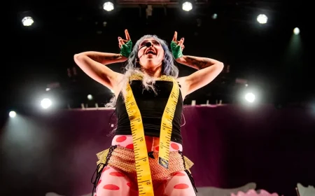 Ashnikko Thrills Packed House at Hard Rock Live Tuesday