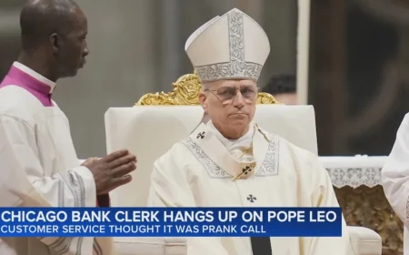 Tom McCarthy Tells How Bank Representative Hangs Up Pope